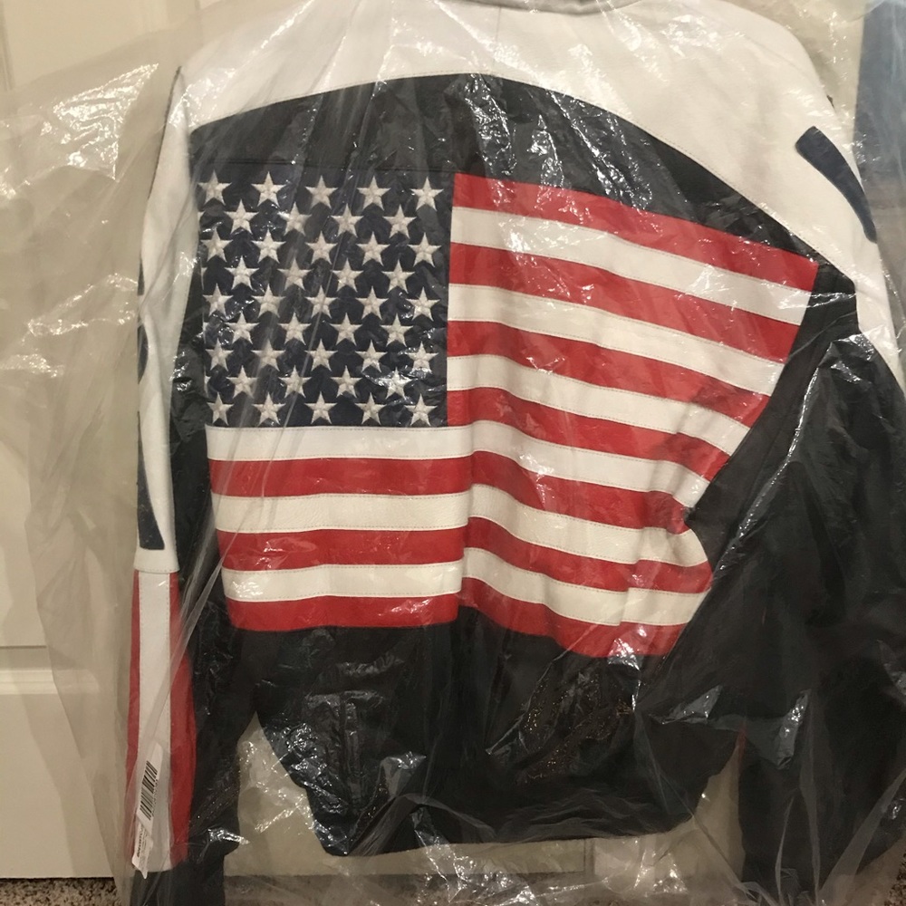 Leather jacket - Picture 3 of 4